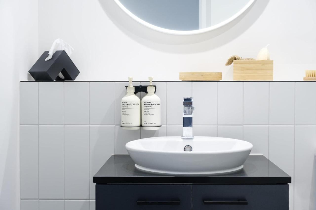 Studio Apartments At Aurora Near Melbourne Port Εξωτερικό φωτογραφία